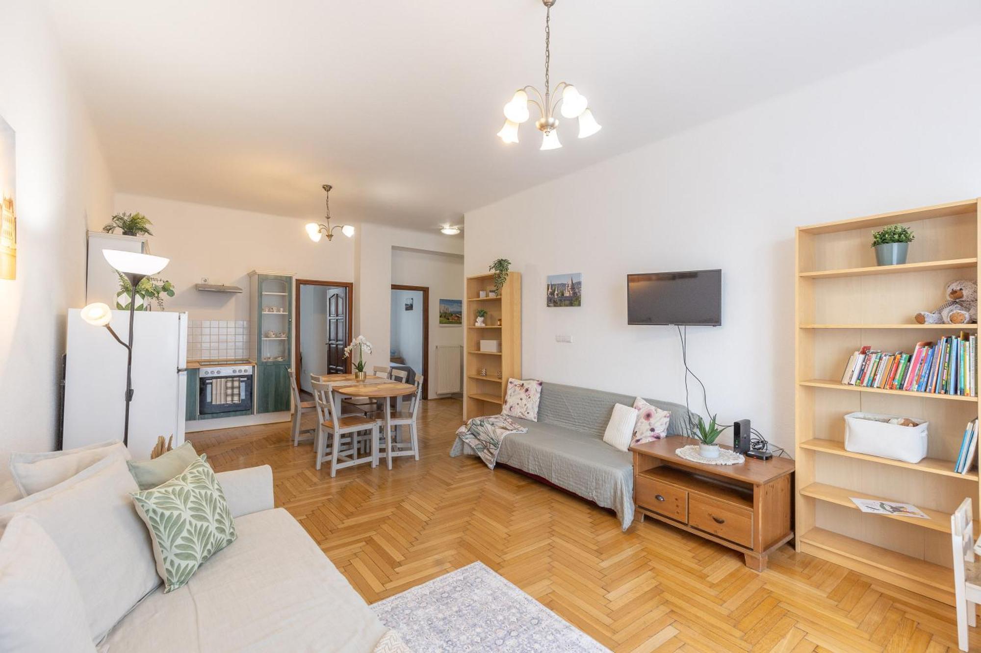 Riverside Balcony Apartment With View To Danube Budapest Exteriör bild